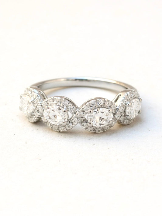 Timeless Aura Lab Diamond Ring